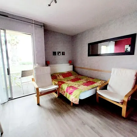 Confortable Avec Wifi, Parfait Pour 2 Personnes - Fr-1-553-297
